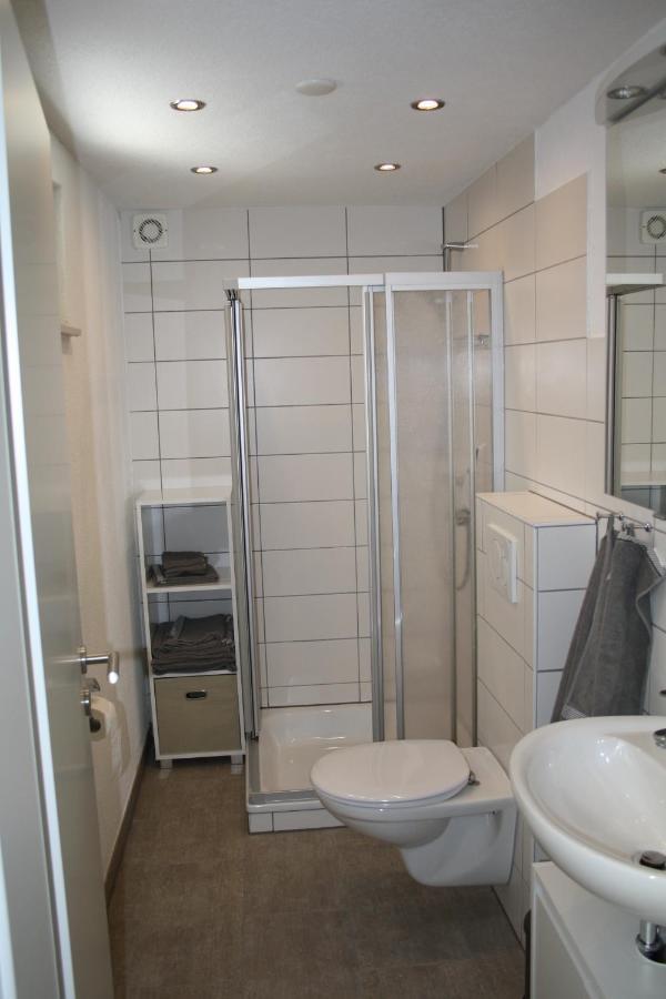 Schoenes Zimmer Mit Bad Fuer Reisende Murg  Ngoại thất bức ảnh
